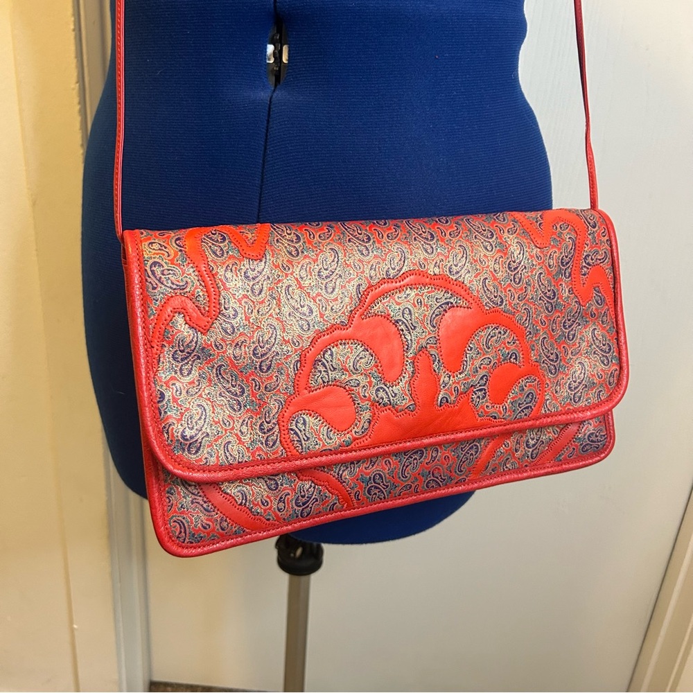 Vintage Carlos Falchi‎ Red Leather Embossed Envelope Shoulder Bag